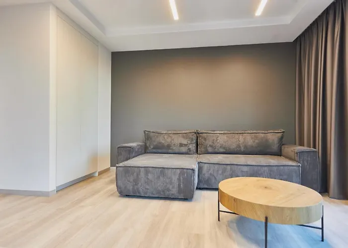 - Matejki 1b Lägenhet *